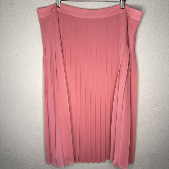 Ann Taylor Pleated Skirt Midi Polyester Lined Fitted Top Pink Women’s Size 18T - Picture 1 of 12